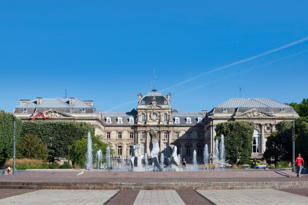 Palais des Beaux-Arts and fountain square in Lille, France