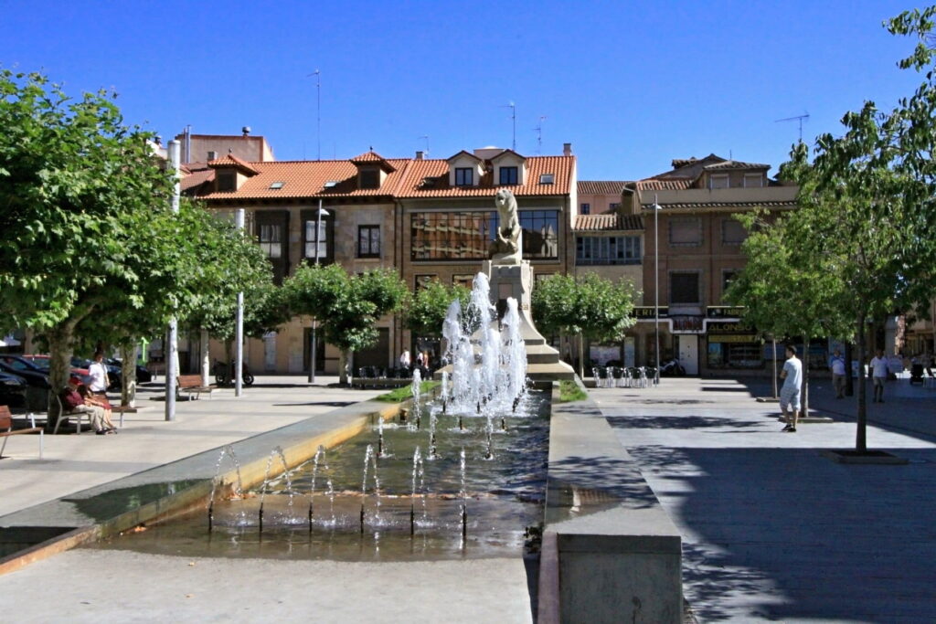 Fountain and pedestrian square in the center of Astorga, Spain.