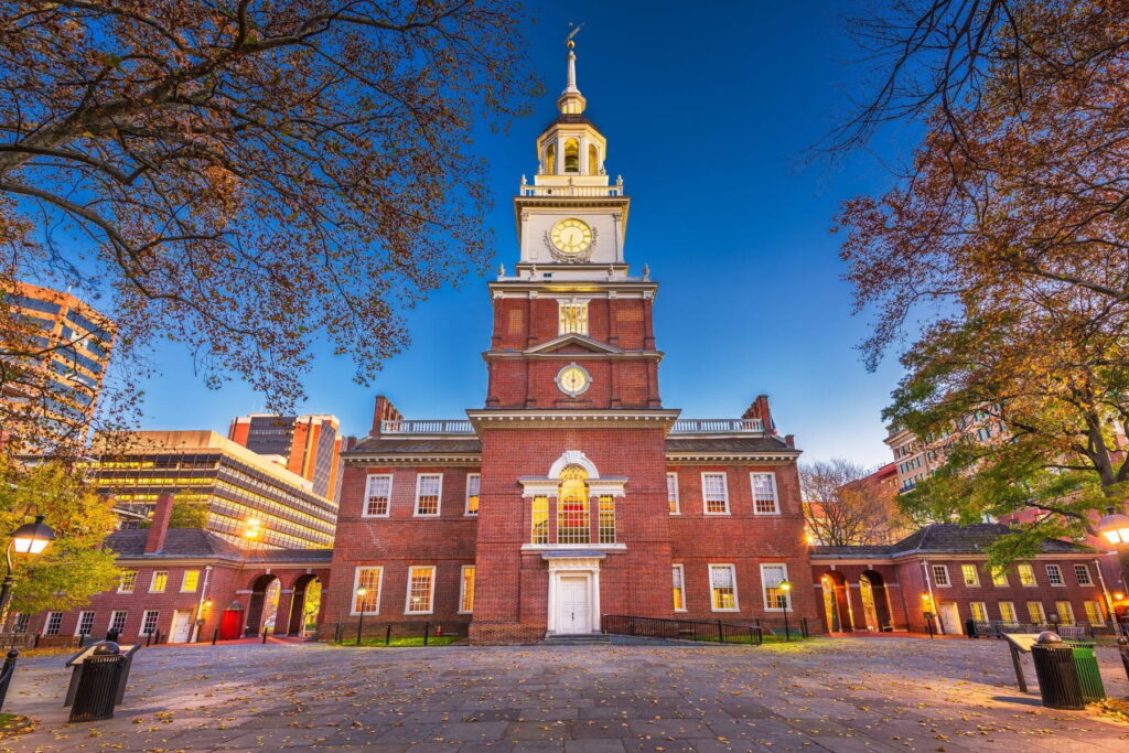 Independence Hall illuminated in Philadelphia, Pennsylvania, USA